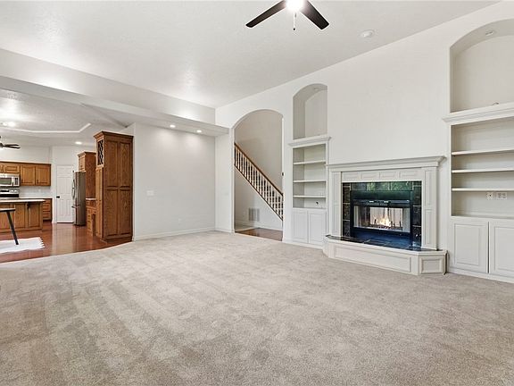 5th image of 310 Laurinda Dr
