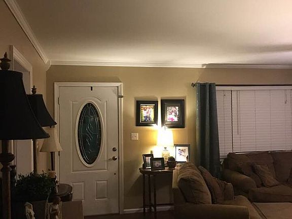 3rd image of 2021 Stonewall Dr