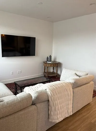 4197 E Elrond Ln — Photo 2