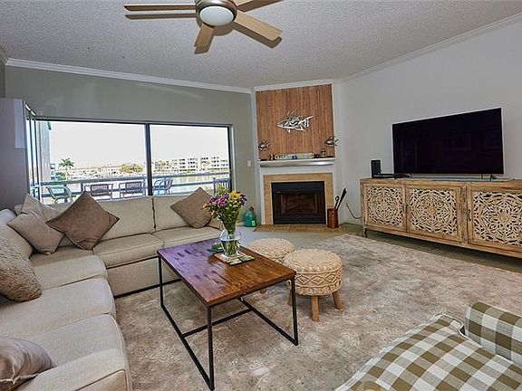 3rd image of 132 1st St E APT 103