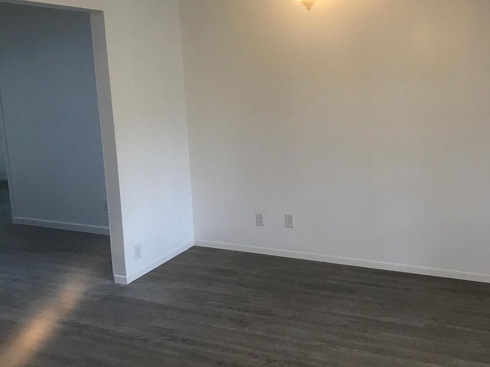 1st image of 1913 Teakwood Dr