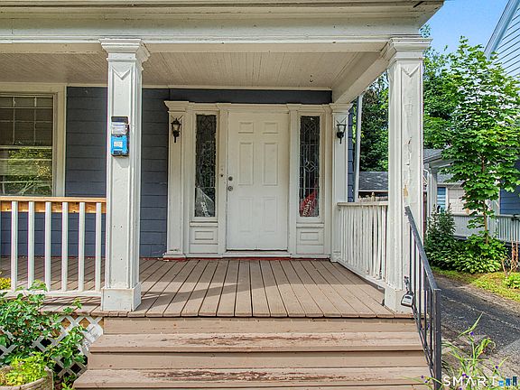 4th image of 111 Elmwood Place