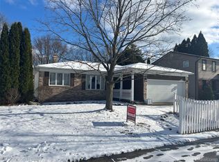 1337 Carolina, Marysville, MI