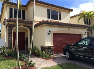 8631 W 33rd Ave, Hialeah, FL 33018