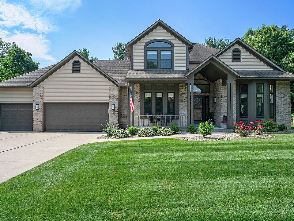 1st image of 51895 Foxdale Ln