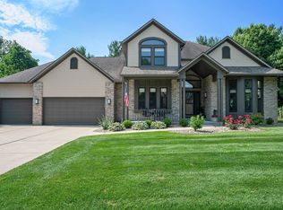 51895 Foxdale Ln, Granger, IN