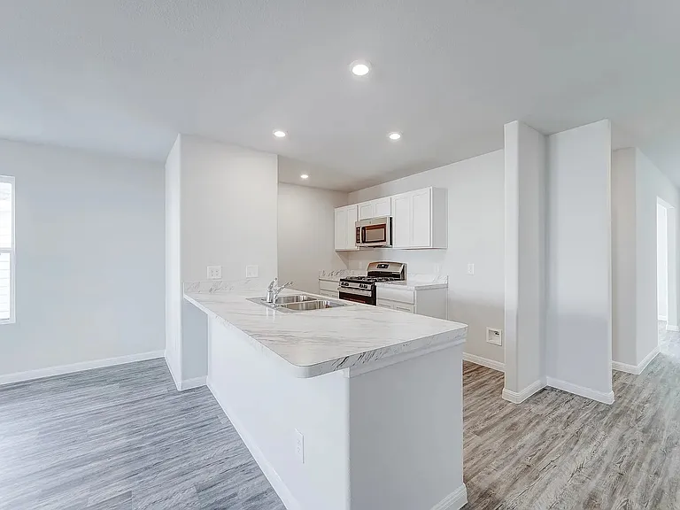 Eagles Nest Dr — Photo 2