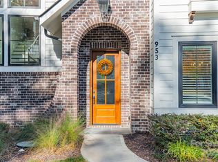 953 Poindexter Dr, Charlotte, NC 28209