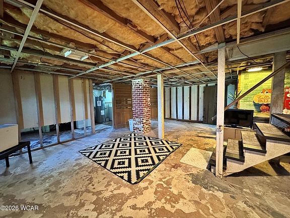 5th image of 826 Elson Ave