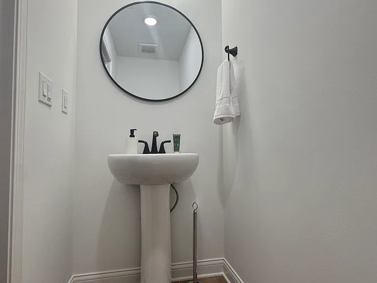 2087 Aster Dr — Photo 12