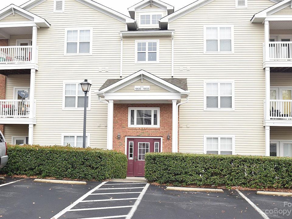 1st image of 10638 Hill Point Ct