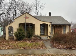 1112 S Cedar St, Ottawa, KS 66067