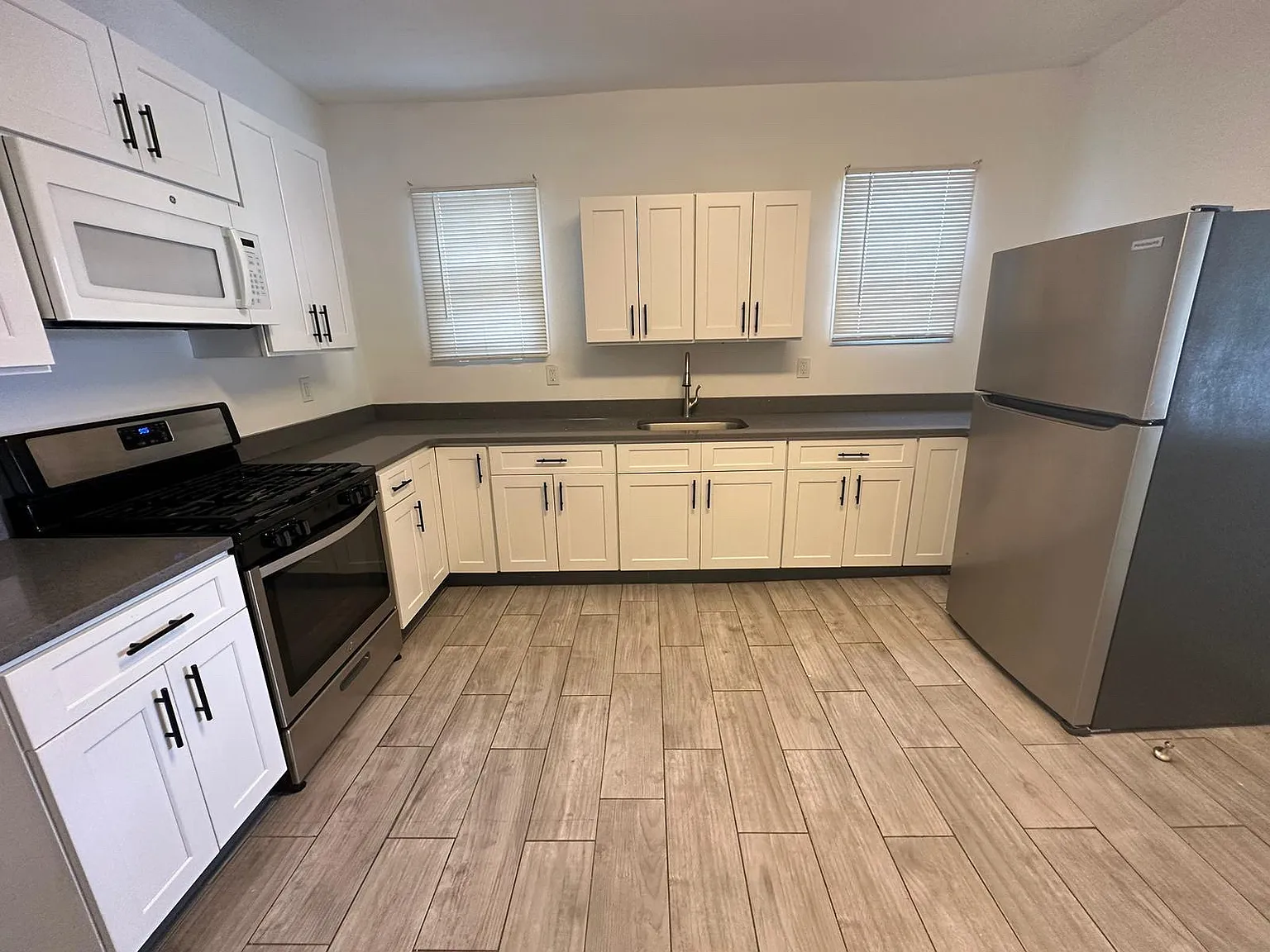 104 Academy St photo 1