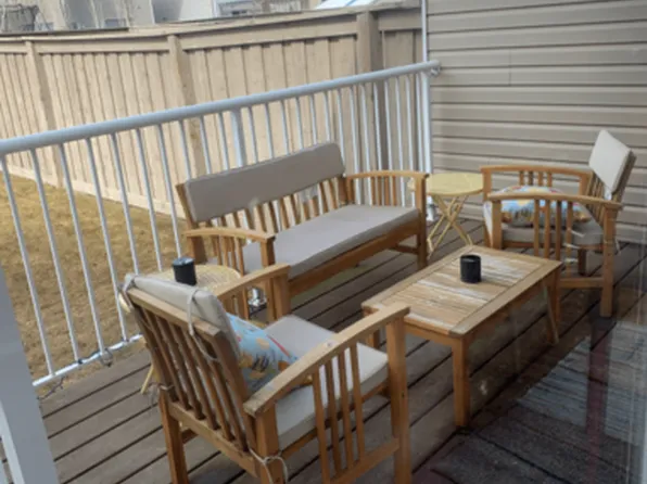 8773 Stein Ln NW #1A, Edmonton, AB T6R 0L5