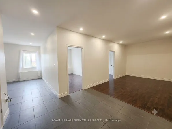 15 Barrie St #1, Bradford West Gwillimbury, ON L3Z 1X2