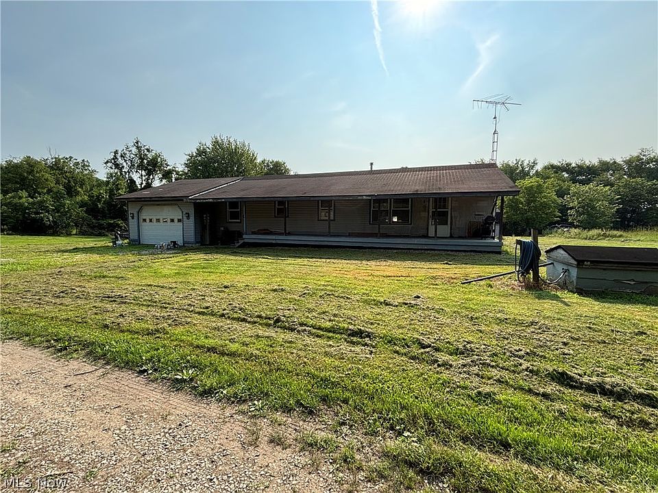 1st image of 8064 Pinoak Dr SW