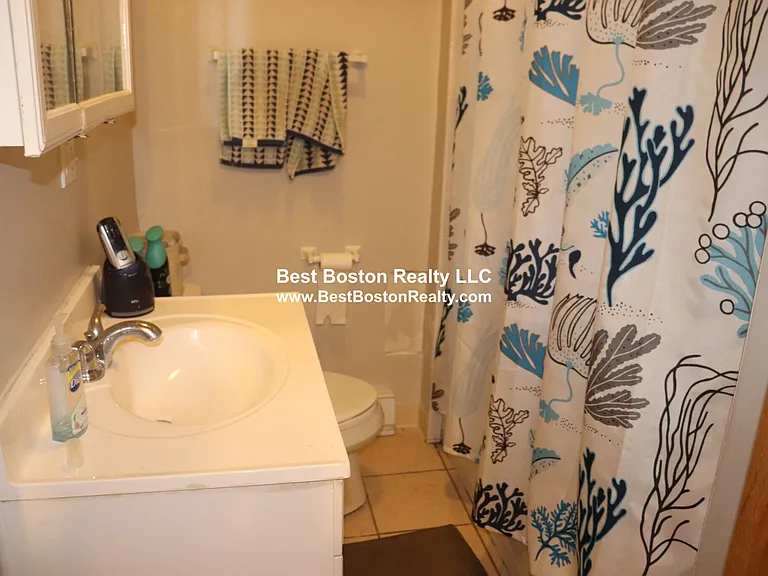 31 Portsmouth St #1L — Photo 5