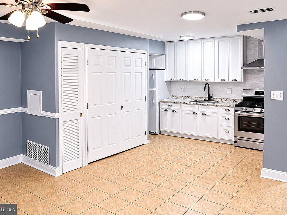 1st image of 63 Galveston Pl SW APT B