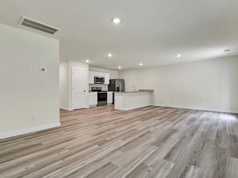 627 Fox Den Cir — Photo 6