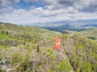 198 Tessie Ln, Black Mountain, NC 28711