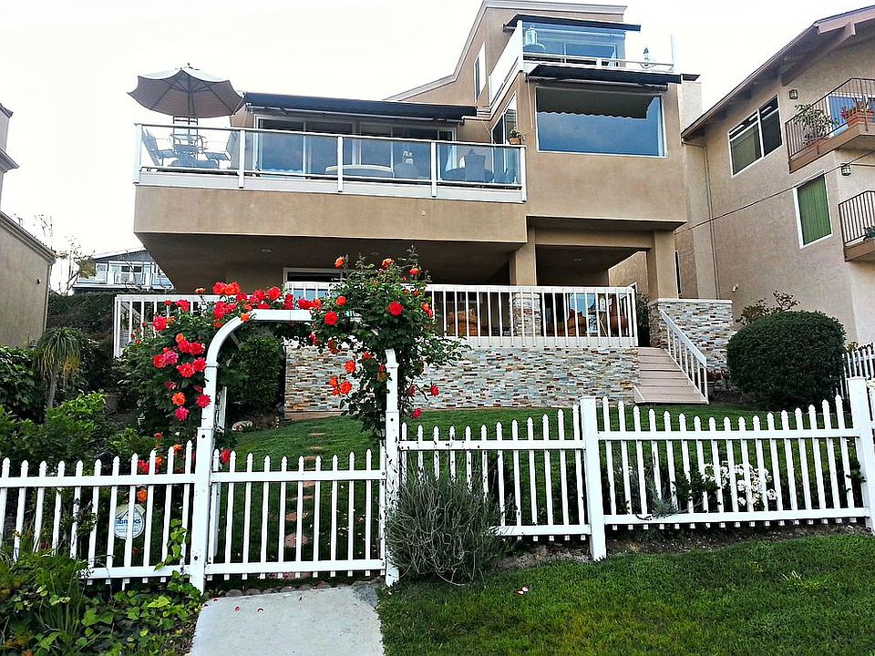 2nd image of 34012 Blue Lantern St