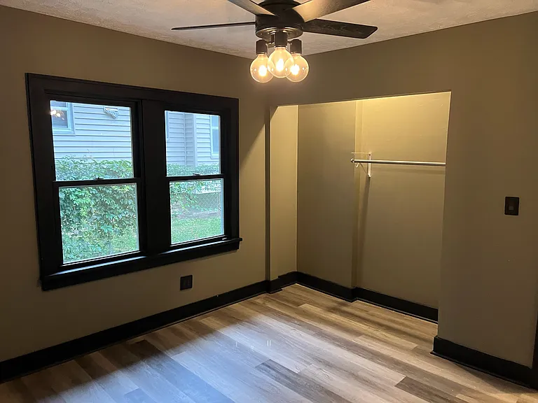 673 Harrison Ave — Photo 3