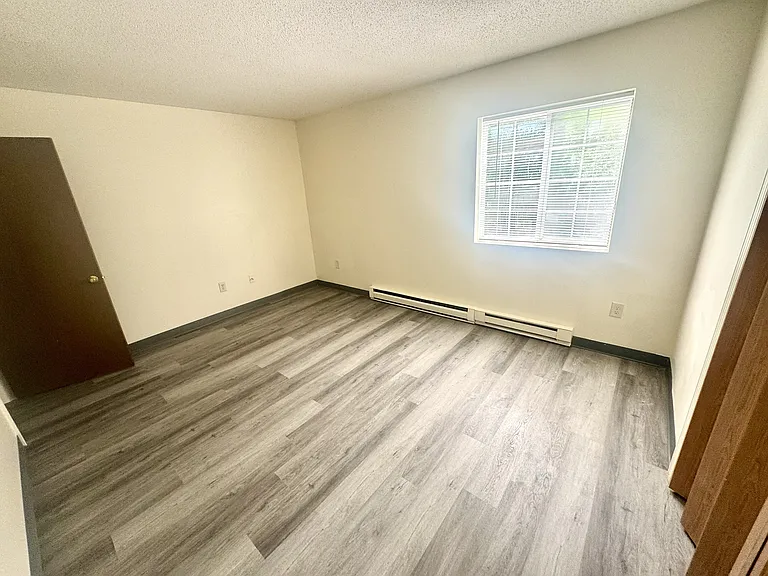 27 Maple Ave #1 — Photo 18