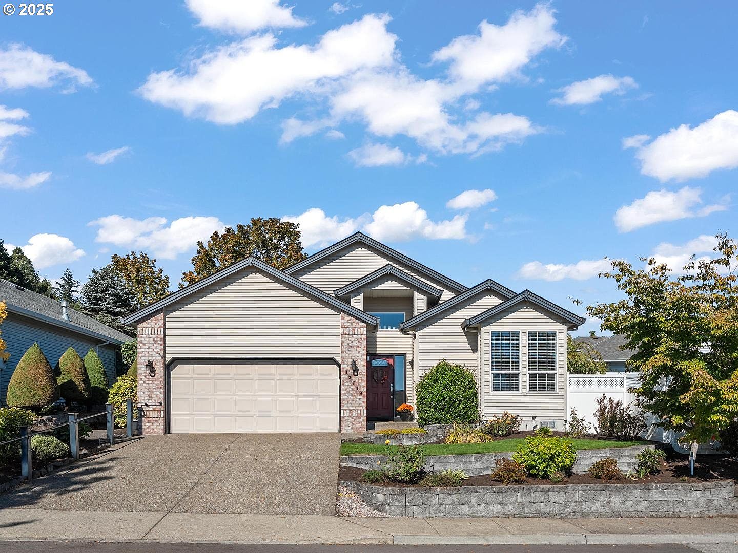 12719 SW Bexley Ln, Tigard, OR 97224 | Zillow