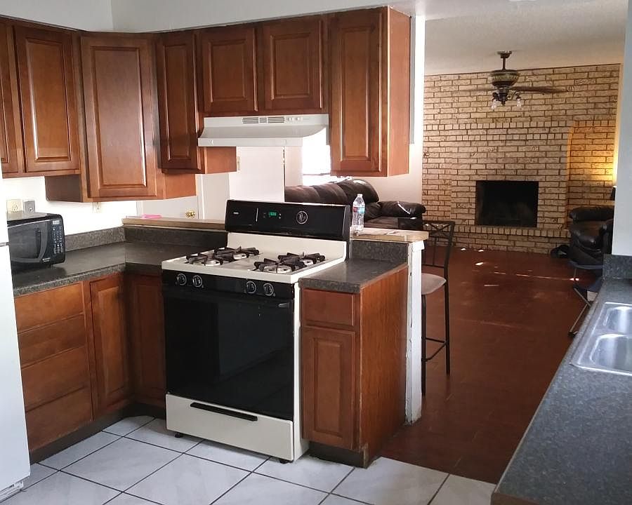 1st image of 11316 Lake Nemi Dr