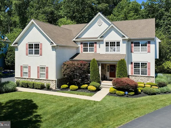 3844 Springtown Rd, Furlong, PA 18925