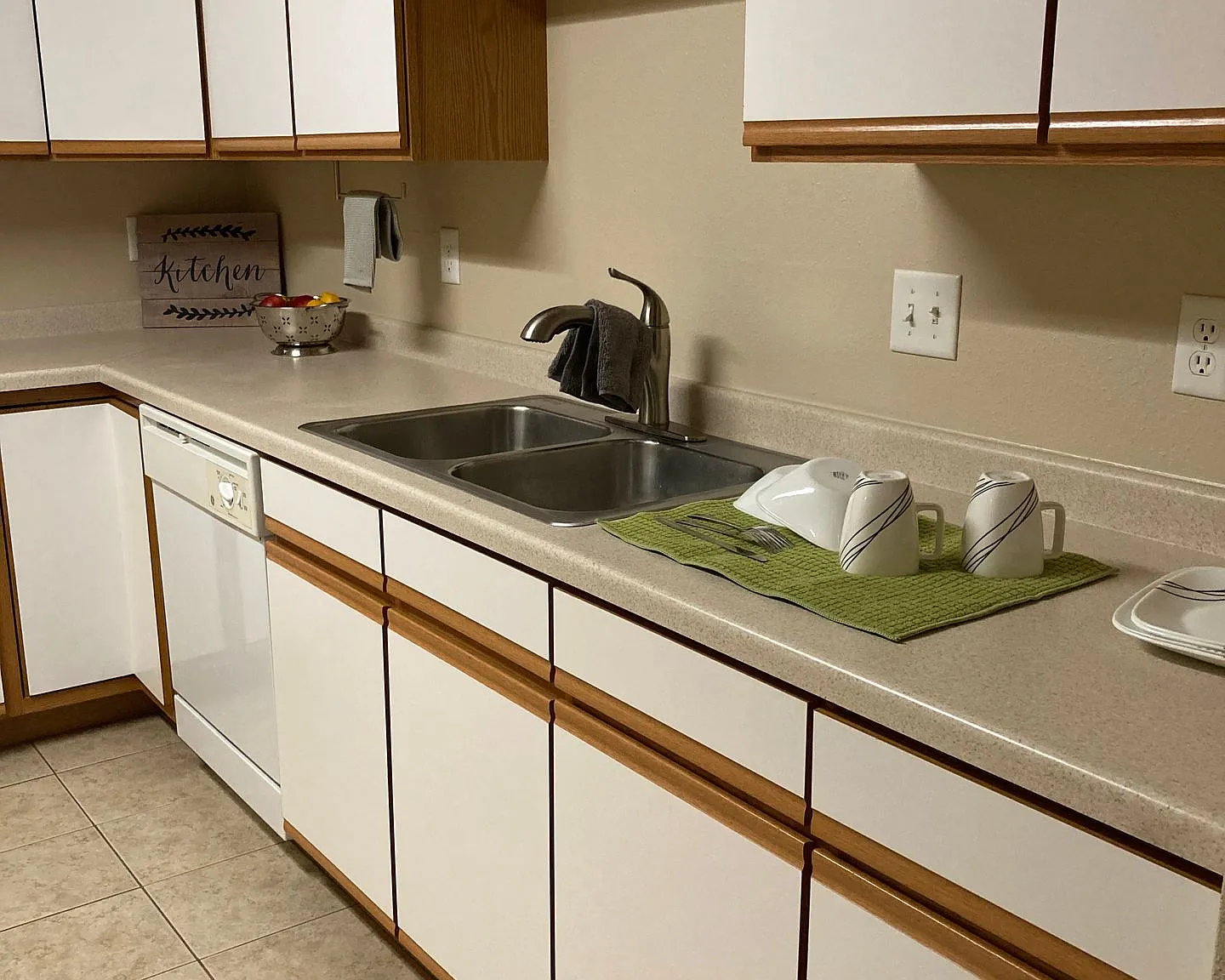 The Boulder Apartments — Photo 4