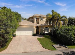 9035 SW 160th Ter, Palmetto Bay, FL 33157