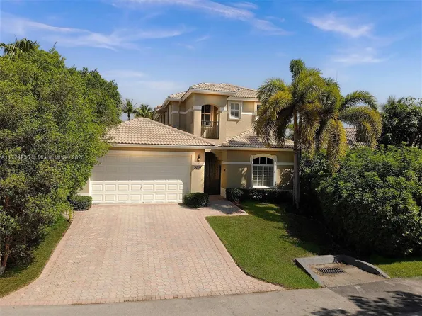 9035 SW 160th Ter, Palmetto Bay, FL 33157