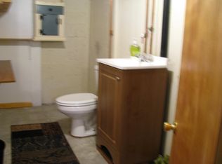 44 Harrington Rd, Chicopee, MA 01020