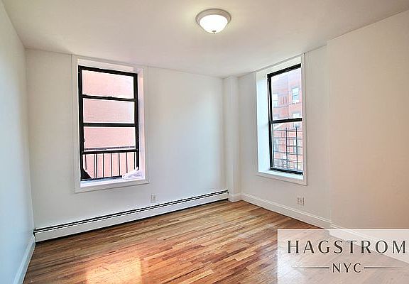 5th image of 951 Putnam Ave #4D