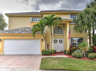 1222 NW 168th Ave, Pembroke Pines, FL 33028
