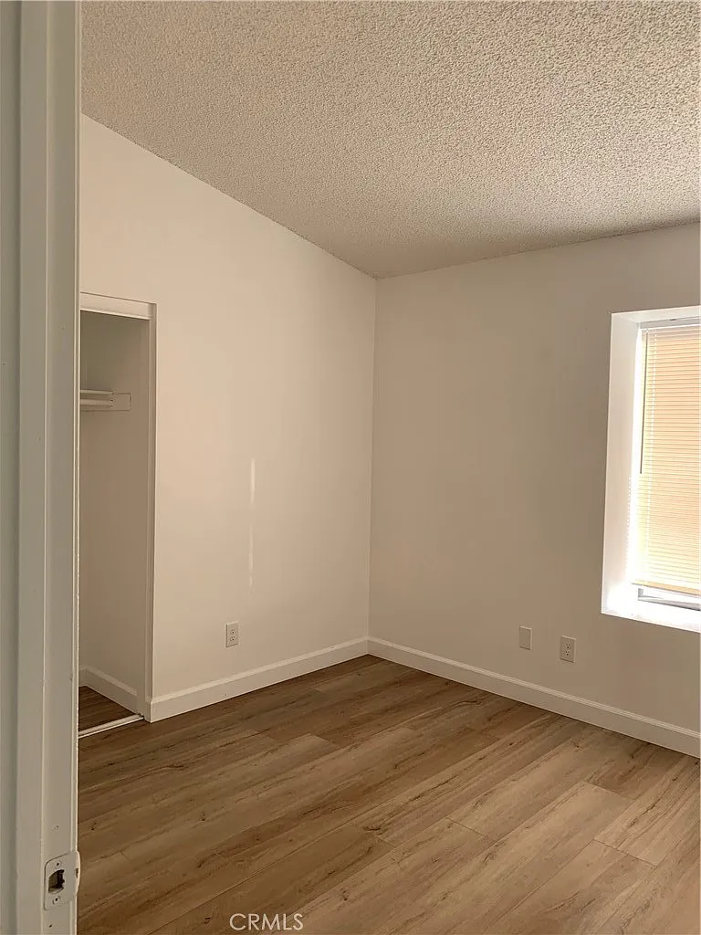 3 bed, 1064 sqft, $2,500 — Photo 3