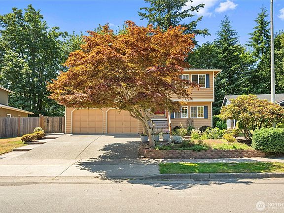 3rd image of 928 96th Avenue SE