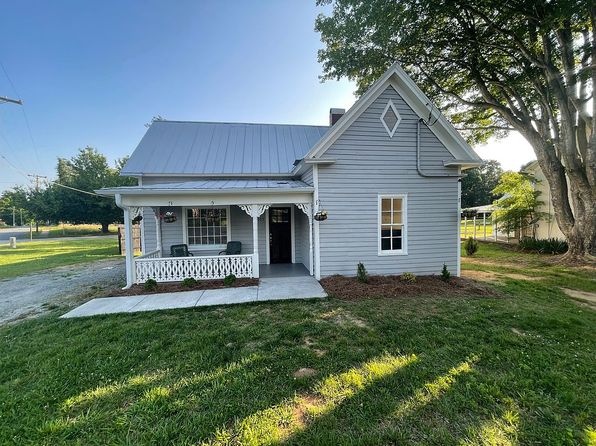 105 Fairground Rd