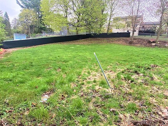 5th image of 138 Brookside Ln