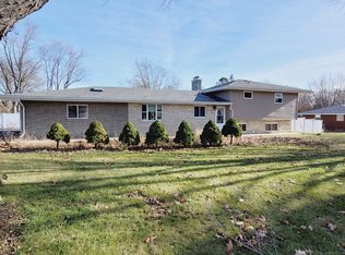 10S001 Plainfield Naperville Rd, Naperville, IL 60564