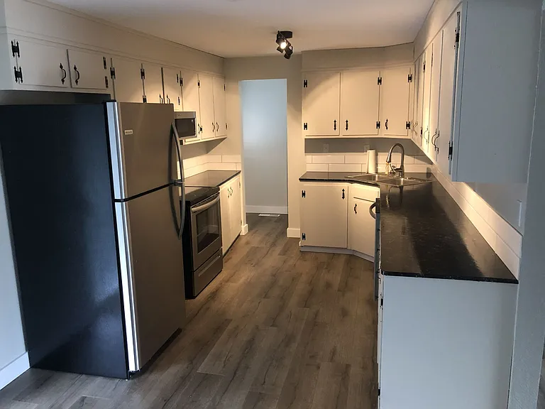 901 W Lacrosse Ave — Photo 8