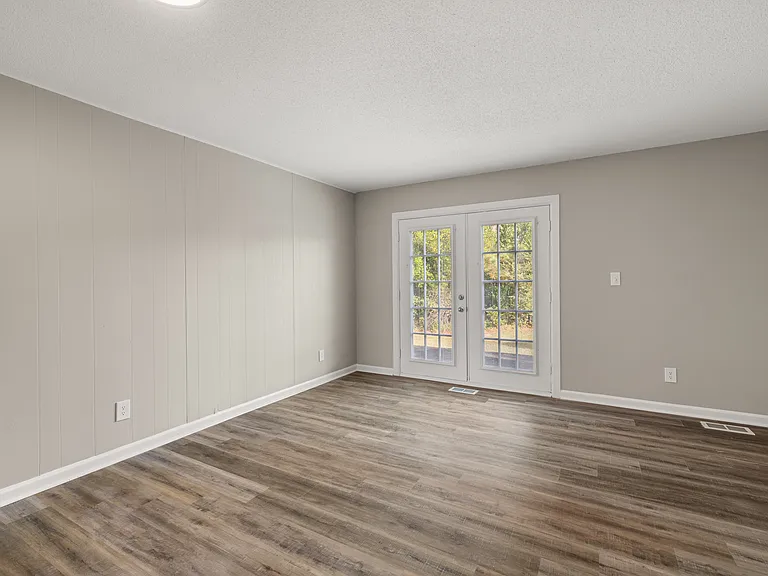 Camden Place Apartments — Photo 9