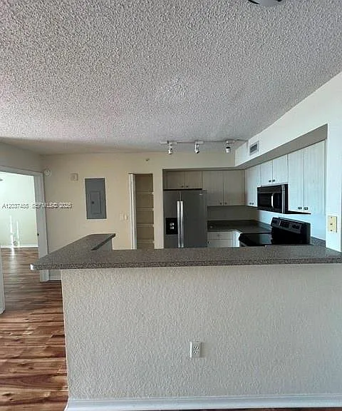 1801 N Flagler Dr #822 — Photo 1