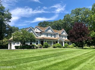 154 Cognewaugh Rd, Cos Cob, CT 06807