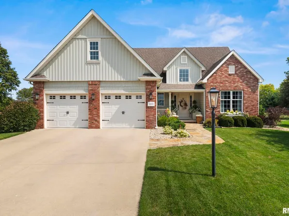 1600 Fieldstone Ct, Chillicothe, IL 61523