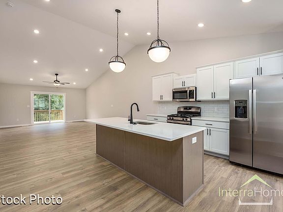 5th image of 1595 N Village Cir