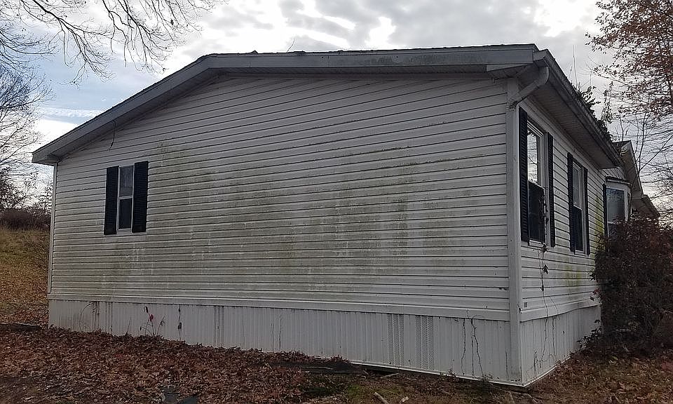 2nd image of 63 Palm Dr
