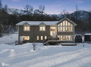 3355 Bear Ridge Cir, Eagle River, AK 99577