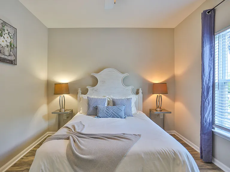 Channel Family Apartment Homes — Photo 6